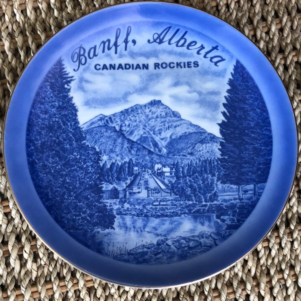 2for$20🟠Banff, Alberta - collectible plate